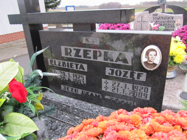Elżbieta Rzepka 1925 Osiek - Grobonet - Wyszukiwarka osób pochowanych