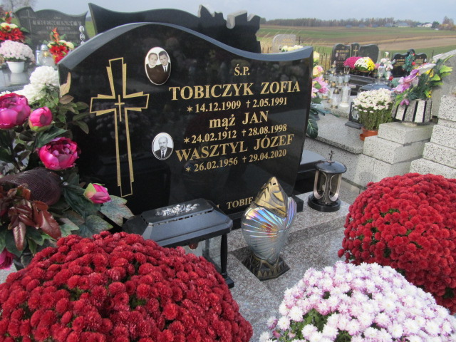 Zofia Tobiczyk 1909 Osiek - Grobonet - Wyszukiwarka osób pochowanych